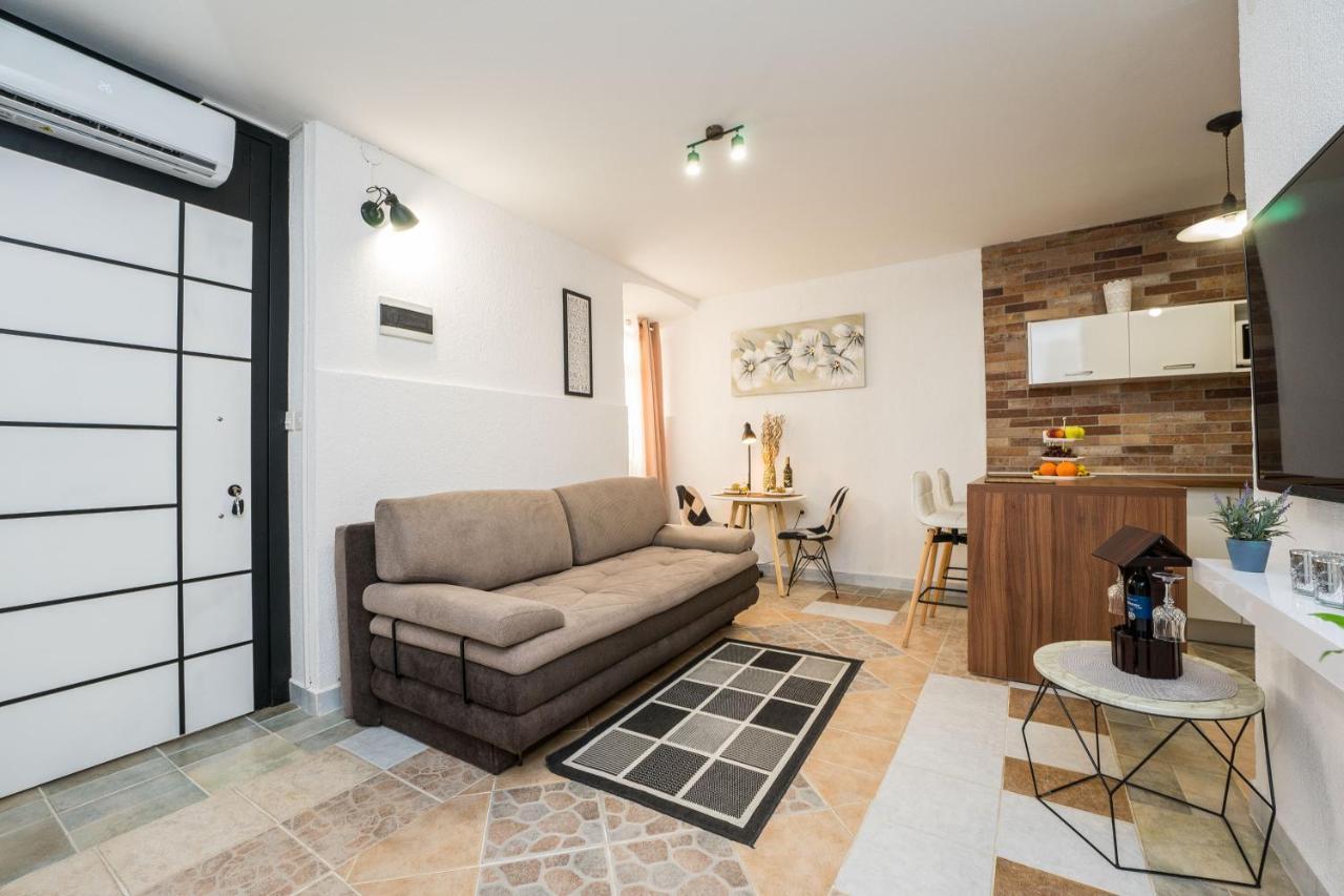 זאדאר Apartman Evita מראה חיצוני תמונה